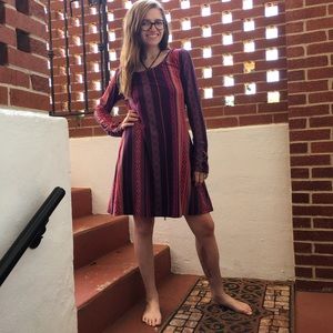 Different shades: purple and coral striped dress